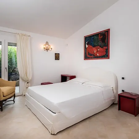 M * Porto Rotondo